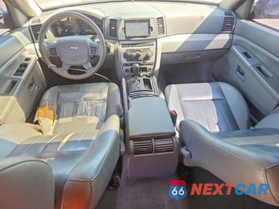 Zdjęcie 8 z 13 samochodu: 2005 JEEP GRAND CHEROKEE LAREDO VIN:1J4GS48K75C656265 - miniatura