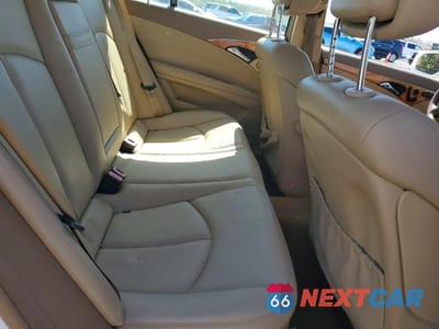 Zdjęcie 10 z 12 samochodu: 2007 MERCEDES-BENZ E 350 VIN:WDBUF56X17B175467 - miniatura