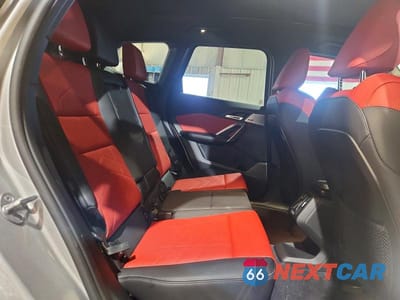 Zdjęcie 11 z 14 samochodu: 2023 BMW X1 XDRIVE28I VIN:WBX73EF07P5X75650 - miniatura