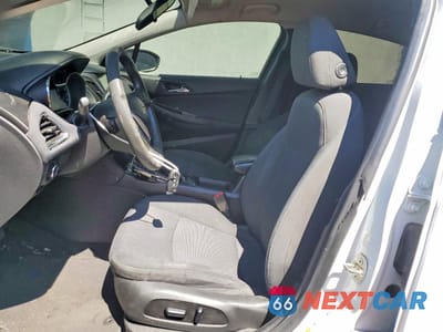 Zdjęcie 7 z 13 samochodu: 2018 CHEVROLET CRUZE LT VIN:1G1BE5SM9J7192253 - miniatura