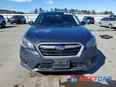 Piąte zdjęcie samochodu w środku: 2018 SUBARU LEGACY 2.5I VIN:4S3BNAB69J3042720 - miniatura