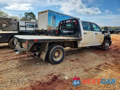 Trzecie zdjęcie samochodu z tyłu: 2025 CHEVROLET SILVERADO HD FLATBED TRUCK VIN:1GB4KSEY0SF347466 - miniatura