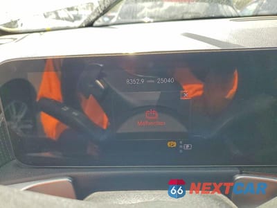 Zdjęcie 9 z 12 samochodu: 2023 MERCEDES-BENZ EQB 300 4MATIC VIN:W1N9M0KB8PN052623 - miniatura