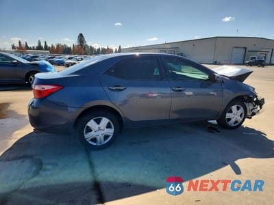 Trzecie zdjęcie samochodu z tyłu: 2015 TOYOTA COROLLA LE VIN:5YFBURHE8FP271047 - miniatura