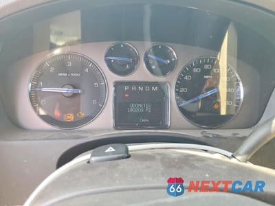 Zdjęcie 9 z 13 samochodu: 2007 CADILLAC ESCALADE ESV VIN:1GYFK668X7R409739 - miniatura