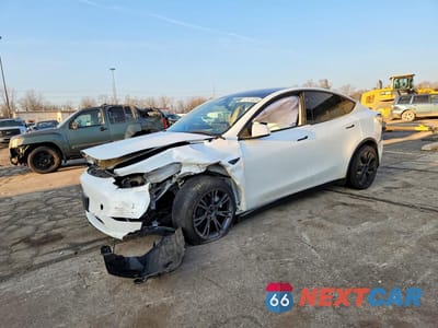 2024 TESLA MODEL Y 7SAYGDEE7RF117151 - główne zdjęcie licytacji z USA - miniatura