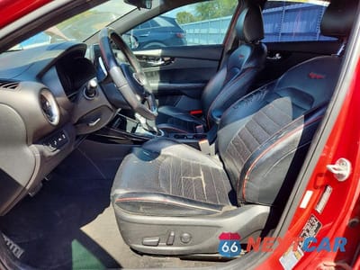 Zdjęcie 7 z 13 samochodu: 2021 KIA FORTE GT VIN:3KPF44AC0ME323962 - miniatura