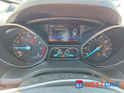 Zdjęcie 9 z 13 samochodu: 2019 FORD ESCAPE SE VIN:1FMCU0G91KUB66556 - miniatura