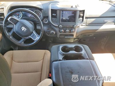 Zdjęcie 8 z 12 samochodu: 2021 RAM 1500 BIG HORN VIN:1C6SRFBT9MN770061 - miniatura