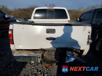 Zdjęcie 6 z 12 samochodu: 2010 FORD F250 SUPER DUTY VIN:1FTSX2BR4AEA27864 - miniatura