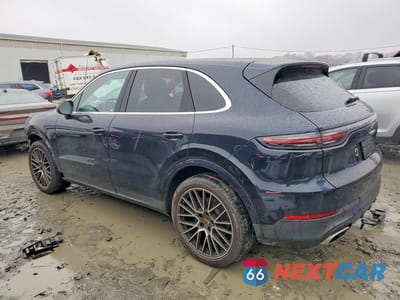 Drugie zdjęcie samochodu z przodu: 2021 PORSCHE CAYENNE VIN:WP1AA2AY5MDA00901 - miniatura