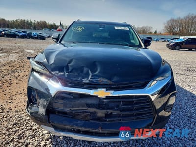 Piąte zdjęcie samochodu w środku: 2022 CHEVROLET BLAZER 2LT VIN:3GNKBHR45NS175648 - miniatura