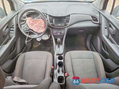Zdjęcie 8 z 12 samochodu: 2022 CHEVROLET TRAX LS VIN:KL7CJNSM0NB552212 - miniatura