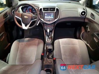 Zdjęcie 8 z 13 samochodu: 2017 CHEVROLET SONIC VIN:1G1JG6SH4H4170879 - miniatura