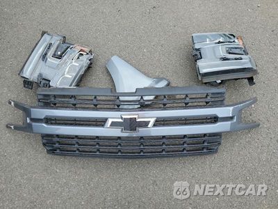 Zdjęcie 12 z 13 samochodu: 2021 CHEVROLET SILVERADO K1500 RST VIN:3GCUYEEDXMG289974 - miniatura
