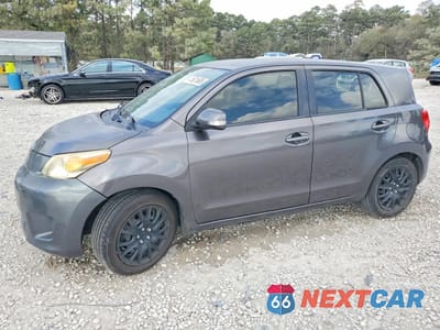 2012 SCION XD BASE JTKKU4B41C1027588 - główne zdjęcie licytacji z USA - miniatura