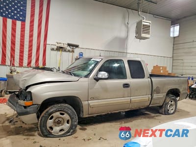 2002 CHEVROLET SILVERADO K1500 2GCEK19T121117631 - główne zdjęcie licytacji z USA - miniatura
