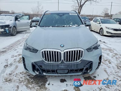Piąte zdjęcie samochodu w środku: 2024 BMW X5 VIN:5UX23EU00R9S63300 - miniatura