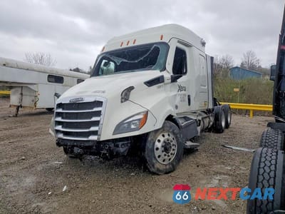 Drugie zdjęcie samochodu z przodu: 2021 FREIGHTLINER CASCADIA 116 SEMI TRUCK VIN:3AKJHPDV0MSMG1837 - miniatura