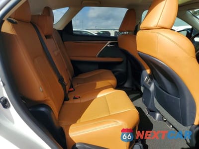 Zdjęcie 11 z 13 samochodu: 2022 LEXUS RX 350L BASE VIN:JTJHZKEA8N2026604 - miniatura