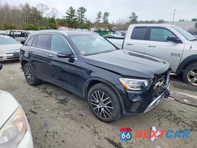 Czwarte zdjęcie samochodu z boku: 2020 MERCEDES-BENZ GLC 350E VIN:W1N0G5DB8LF818171 - miniatura