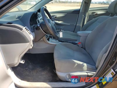 Zdjęcie 7 z 11 samochodu: 2013 TOYOTA COROLLA LE VIN:2T1BU4EE2DC008024 - miniatura