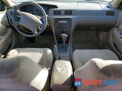 Zdjęcie 8 z 11 samochodu: 2000 TOYOTA CAMRY LE VIN:JT2BG22K2Y0519182 - miniatura