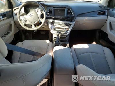Zdjęcie 8 z 12 samochodu: 2016 HYUNDAI SONATA SPORT VIN:5NPE34AF2GH271503 - miniatura