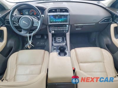 Zdjęcie 8 z 13 samochodu: 2017 JAGUAR F-PACE PRESTIGE VIN:SADCK2BV6HA881700 - miniatura