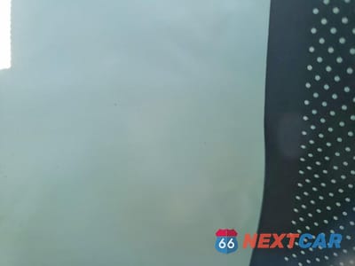 Zdjęcie 10 z 12 samochodu: 2021 VOLVO XC40 RECHARGE VIN:YV4ED3UR3M2528210 - miniatura