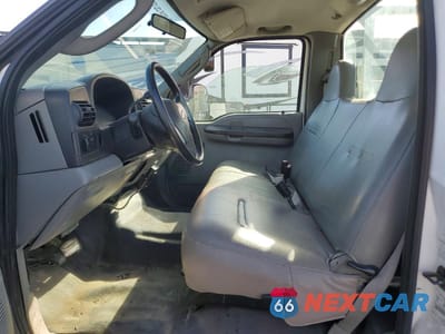 Zdjęcie 7 z 12 samochodu: 2006 FORD F350 SUPER DUTY VIN:1FDWF36P36EA66726 - miniatura