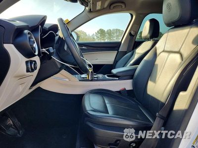 Zdjęcie 7 z 12 samochodu: 2020 ALFA ROMEO STELVIO VIN:ZASPAJAN6L7C74852 - miniatura