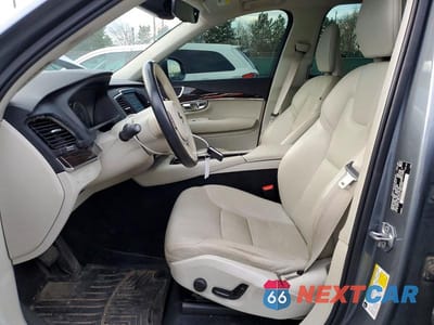 Zdjęcie 7 z 13 samochodu: 2019 VOLVO XC90 T6 MOMENTUM VIN:YV4A22PK9K1446935 - miniatura