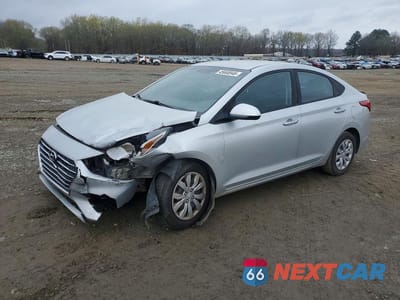 2020 HYUNDAI ACCENT SE 3KPC24A6XLE112950 - główne zdjęcie licytacji z USA - miniatura
