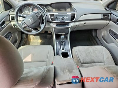 Zdjęcie 8 z 12 samochodu: 2015 HONDA ACCORD LX VIN:1HGCR2F32FA090904 - miniatura
