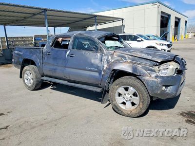 Czwarte zdjęcie samochodu z boku: 2014 TOYOTA TACOMA DOUBLE CAB PRERUNNER VIN:3TMJU4GN3EM158340 - miniatura