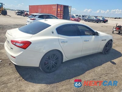 Trzecie zdjęcie samochodu z tyłu: 2017 MASERATI GHIBLI S VIN:ZAM57RSA2H1220964 - miniatura