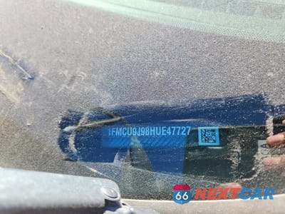 Zdjęcie 12 z 12 samochodu: 2017 FORD ESCAPE TITANIUM VIN:1FMCU9J98HUE47727 - miniatura
