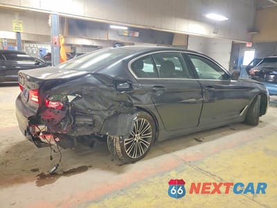 Trzecie zdjęcie samochodu z tyłu: 2020 BMW 530 XI VIN:WBAJR7C03LCE13354 - miniatura