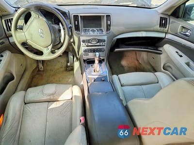 Zdjęcie 8 z 12 samochodu: 2010 INFINITI G37 SEDAN BASE VIN:JN1CV6AP2AM401947 - miniatura