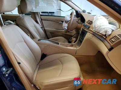 Zdjęcie 7 z 12 samochodu: 2009 MERCEDES-BENZ E 350 4MATIC VIN:WDBUF87X89B377984 - miniatura