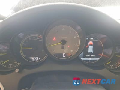 Zdjęcie 9 z 12 samochodu: 2015 PORSCHE CAYENNE SE HYBRID VIN:WP1AE2A21FLA51479 - miniatura