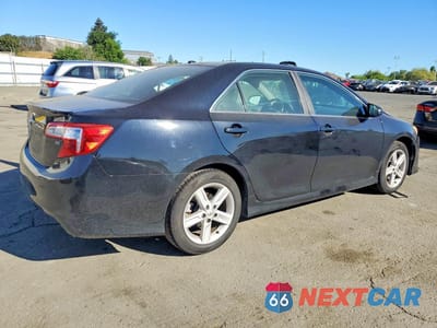 Trzecie zdjęcie samochodu z tyłu: 2012 TOYOTA CAMRY SE VIN:4T1BF1FKXCU033005 - miniatura