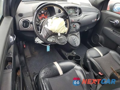 Zdjęcie 8 z 12 samochodu: 2016 FIAT 500 ELECTRIC VIN:3C3CFFGE9GT144602 - miniatura