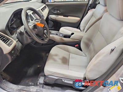 Zdjęcie 7 z 12 samochodu: 2021 HONDA HR-V LX VIN:3CZRU6H34MM715986 - miniatura