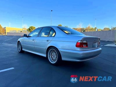 Trzecie zdjęcie samochodu z tyłu: 2001 BMW 540 I AUTOMATIC VIN:WBADN63491GM73387 - miniatura