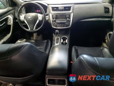 Zdjęcie 8 z 12 samochodu: 2017 NISSAN ALTIMA 2.5 SL VIN:1N4AL3AP5HC221165 - miniatura