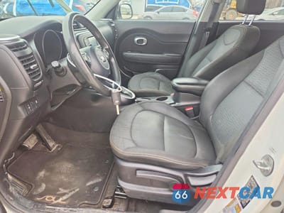 Zdjęcie 7 z 11 samochodu: 2016 KIA SOUL + VIN:KNDJP3A52G7342627 - miniatura