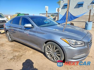 Czwarte zdjęcie samochodu z boku: 2015 HYUNDAI GENESIS 5.0L VIN:KMHGN4JF0FU051585 - miniatura