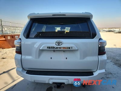 Zdjęcie 6 z 11 samochodu: 2021 TOYOTA 4RUNNER SR5 VIN:JTEMU5JR6M5952246 - miniatura